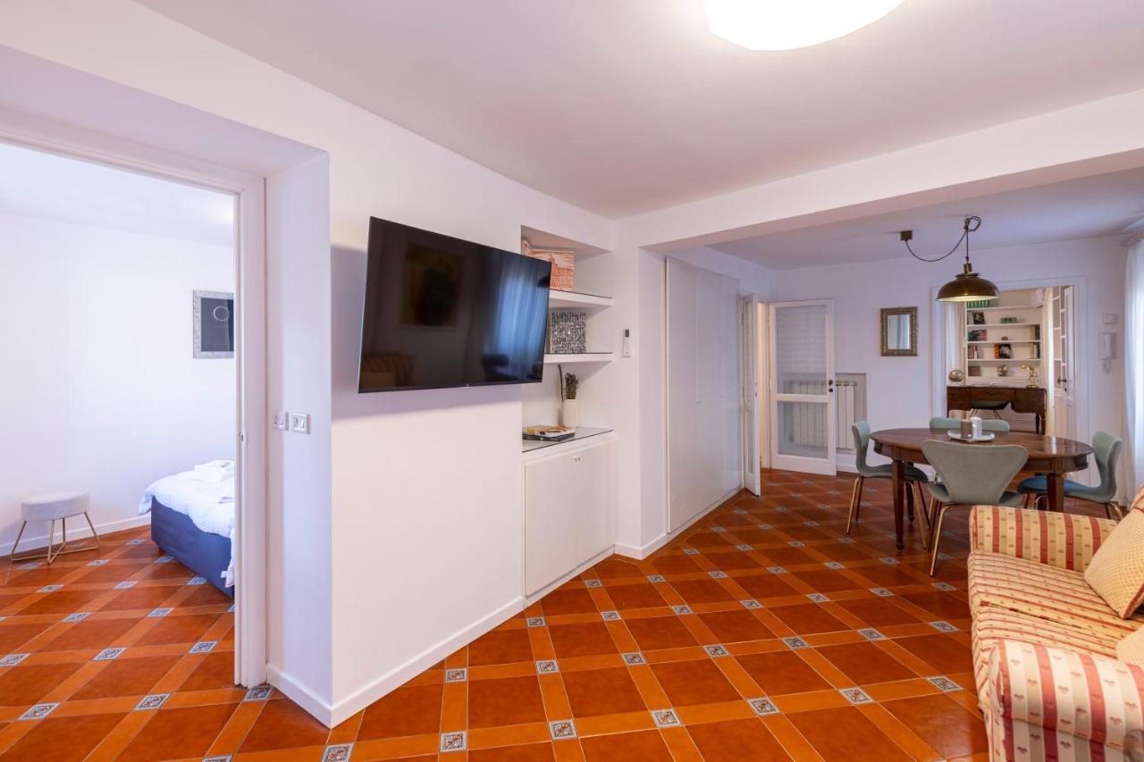 Parlamento Luxury Apartment Rom Exterior foto